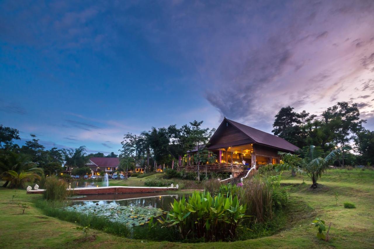 Sasidara Resort Nan Esterno foto